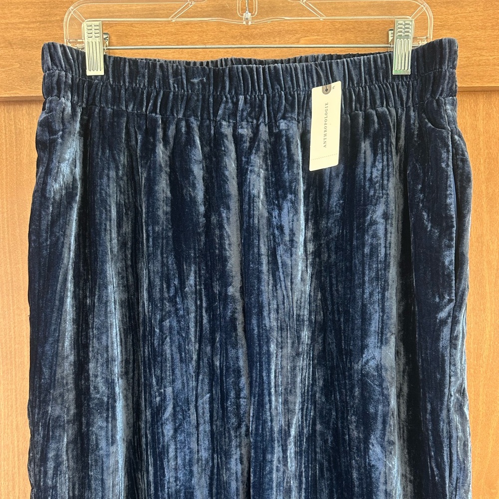 NWT Anthropologie Tina + Jo Josephine Velvet Tapered Trousers M - Picture 4 of 13